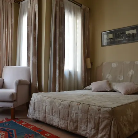 Fehmi Bey - Special Category Hotel 3*