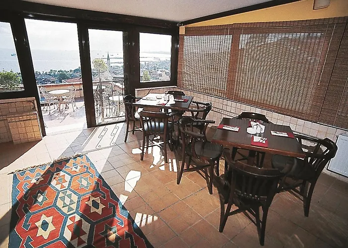 Fehmi Bey - Special Category Hotel 3*