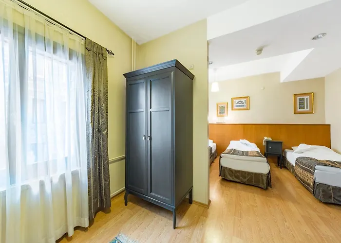 Fehmi Bey - Special Category Hotel