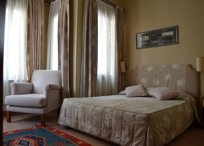 Fehmi Bey - Special Category Hotel 3*