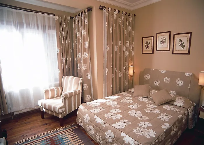 费希米贝酒店 - 特殊类别 酒店 3*