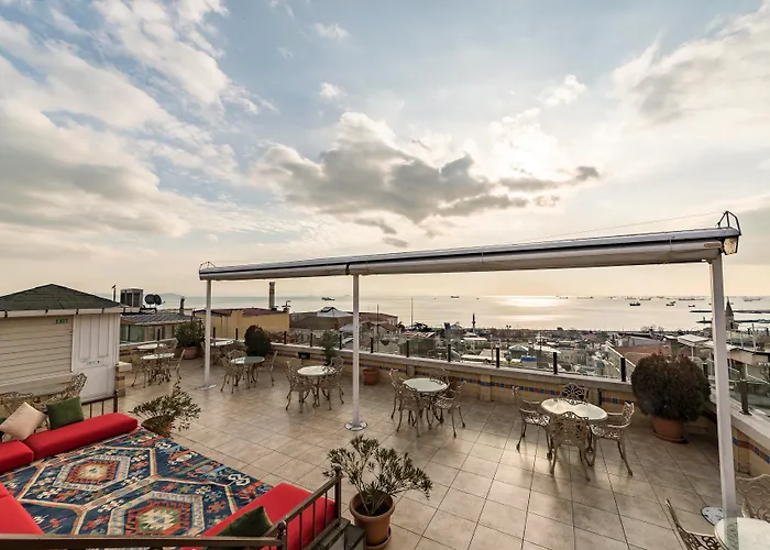 Fehmi Bey - Special Category Стамбул